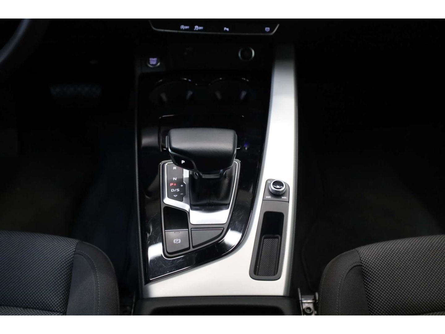 Audi A4 30 TDI advanced S-Tronic - Samsaru's Car Outlet