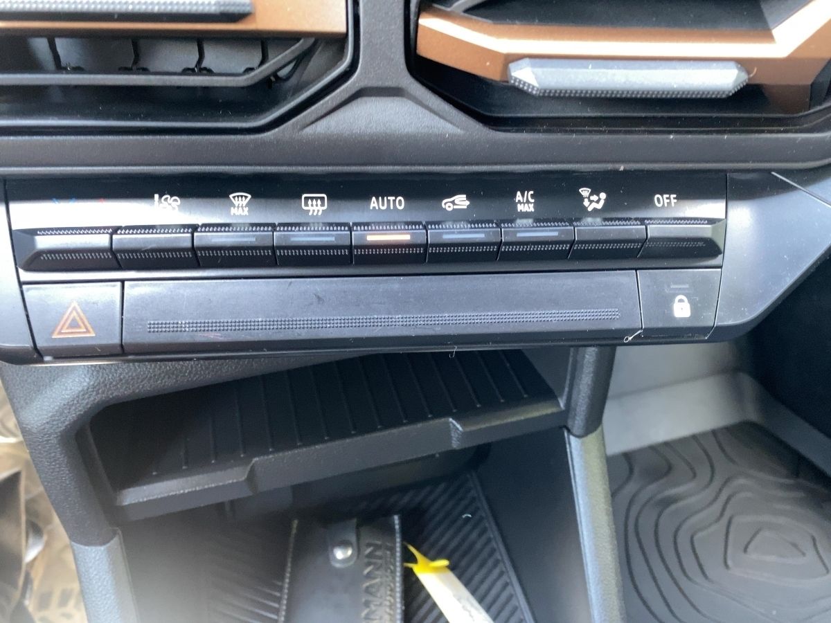 Dacia Duster III 1.2 130 Extreme - Samsaru's Car Outlet