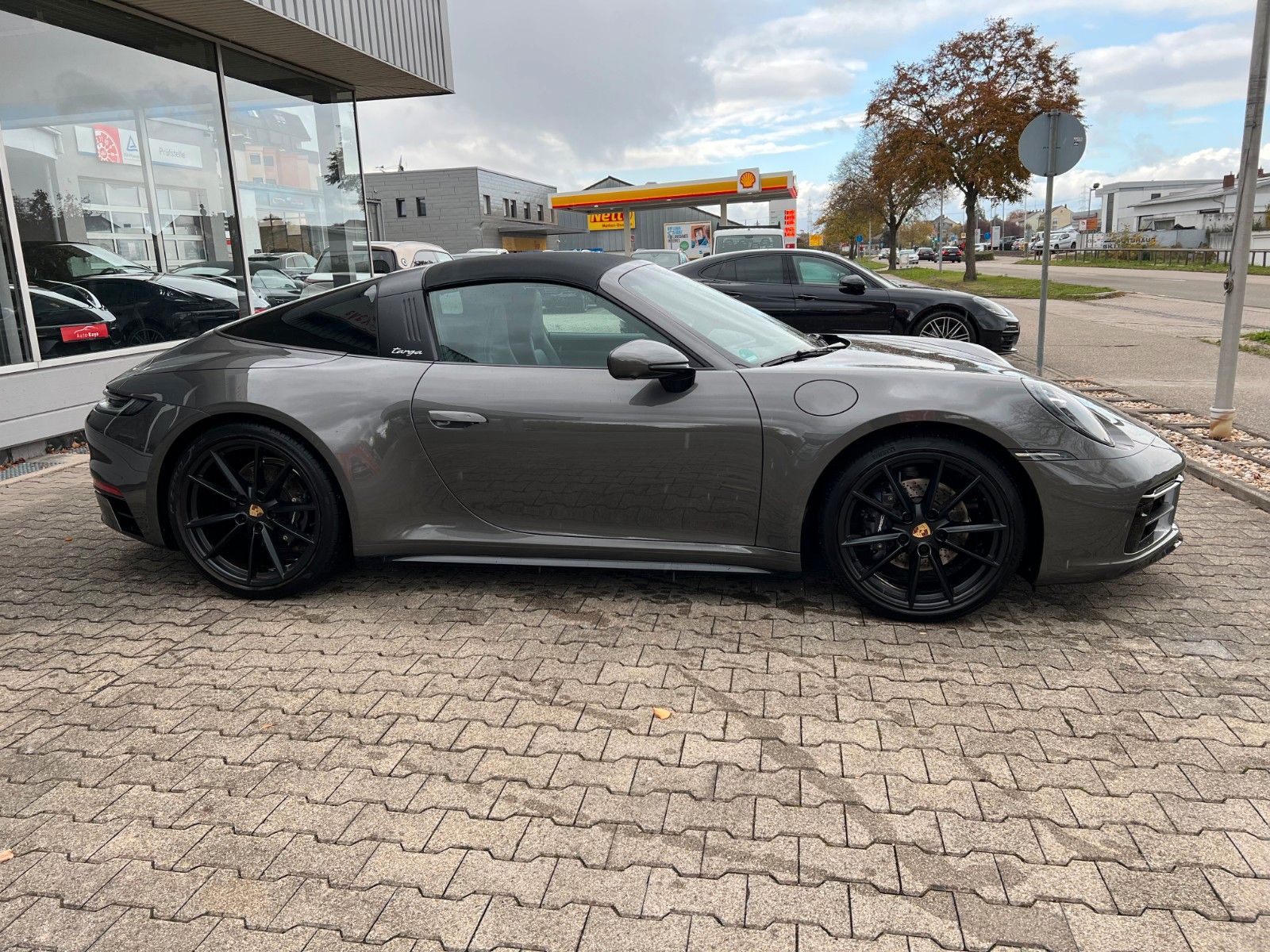 Porsche 911 Targa 4 *Sport-Design-Pkt*/MATRIX/360°/VOLL