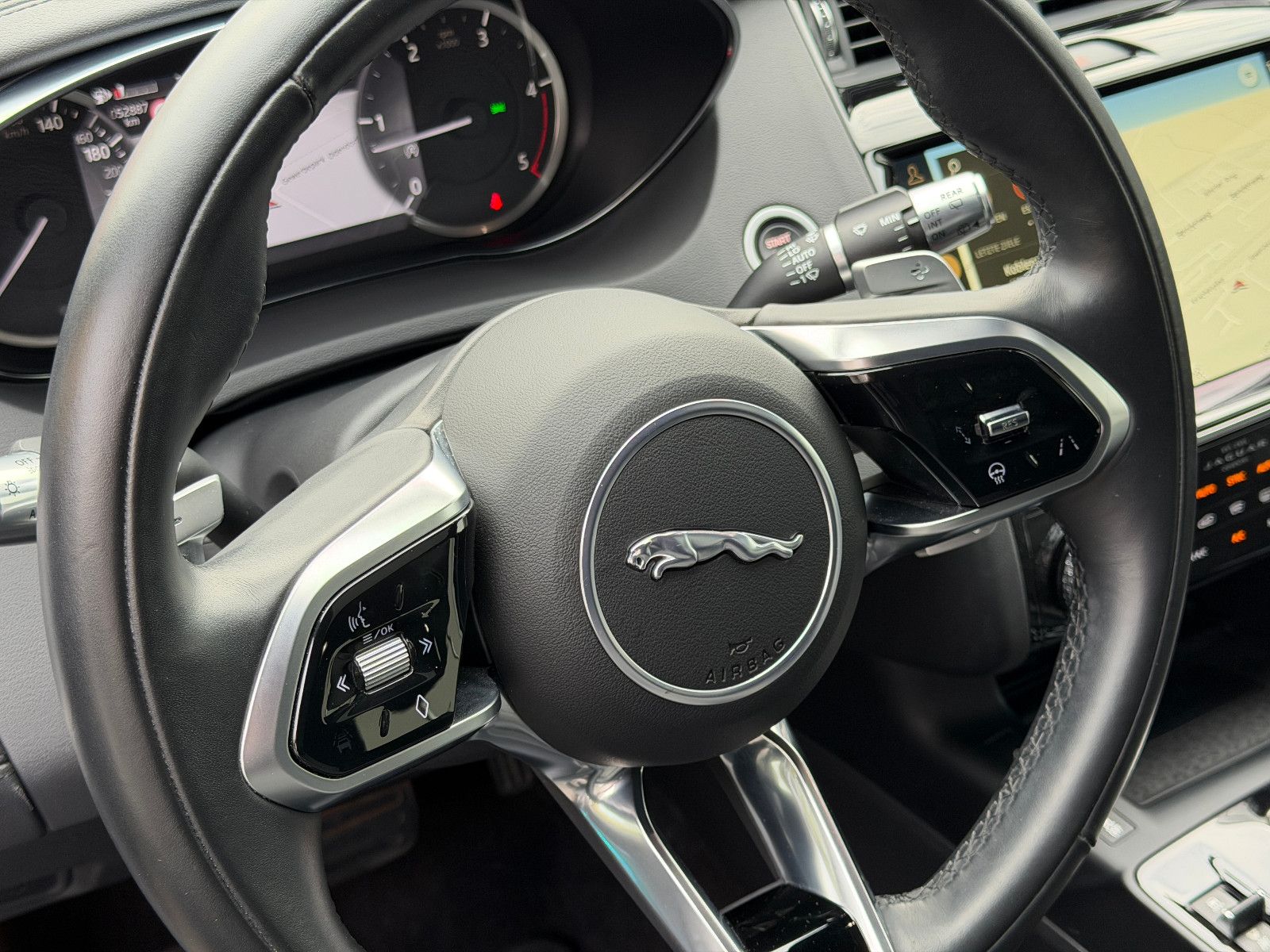Jaguar E-Pace E-PACE S AWD/PANO/3d-KAMERA/LED/SHZ