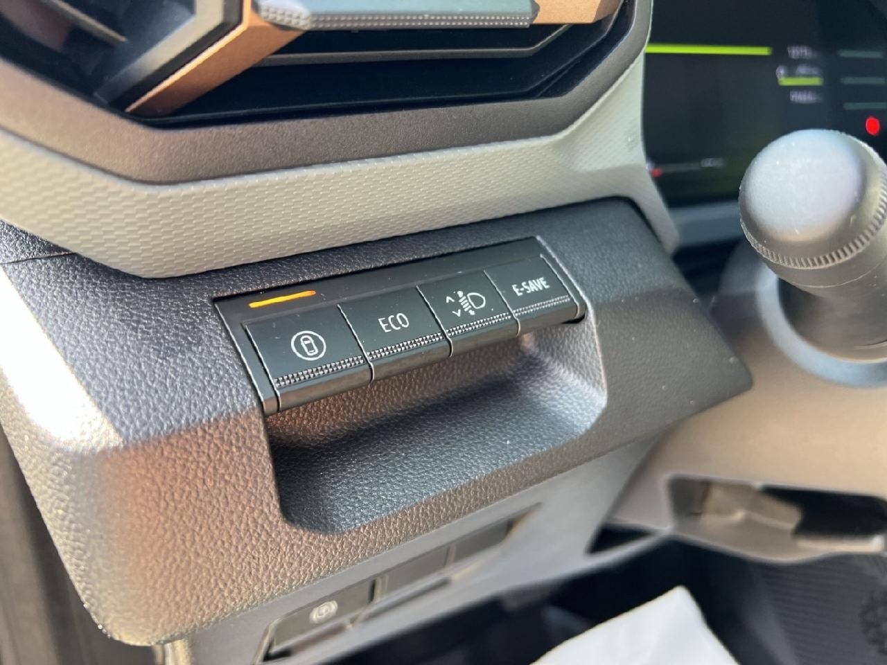 Dacia Duster III Hybrid 140 Extreme - Samsaru's Car Outlet
