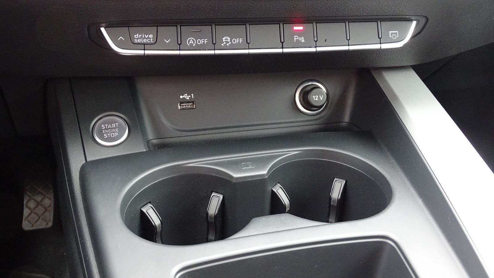 Audi A4 40 TDI S-Tronic - Samsaru's Car Outlet