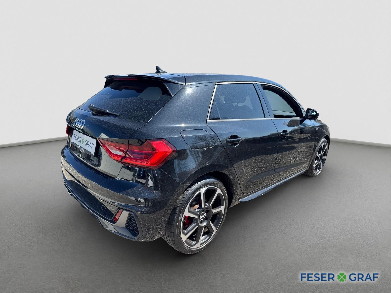Audi A1 Sportback 40 TFSI S-LINE S-tronic - Samsaru's Car Outlet