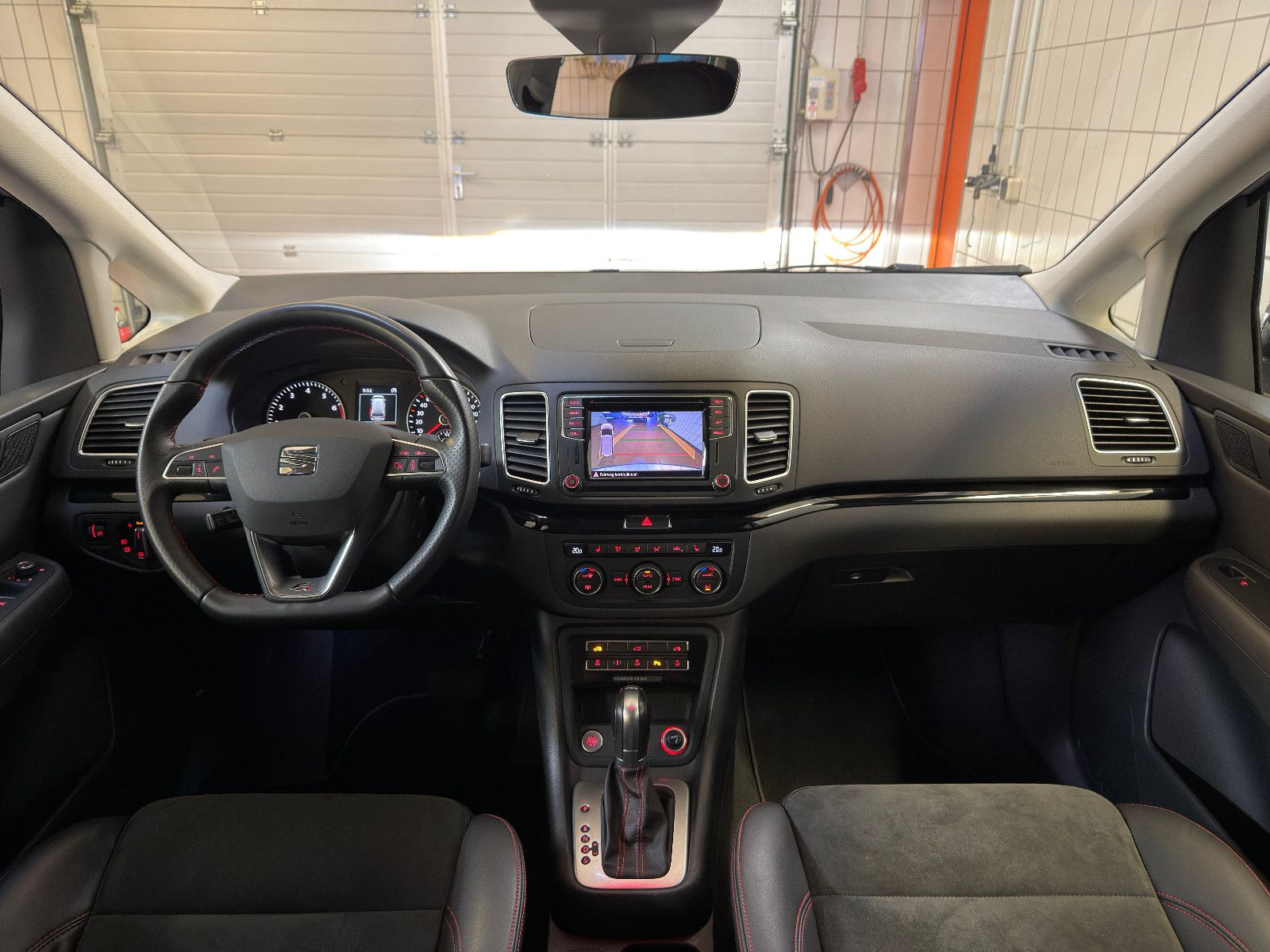 Seat Alhambra FR-Line 1.4 TSI DSG AHK DCC ACC 7-Sitze
