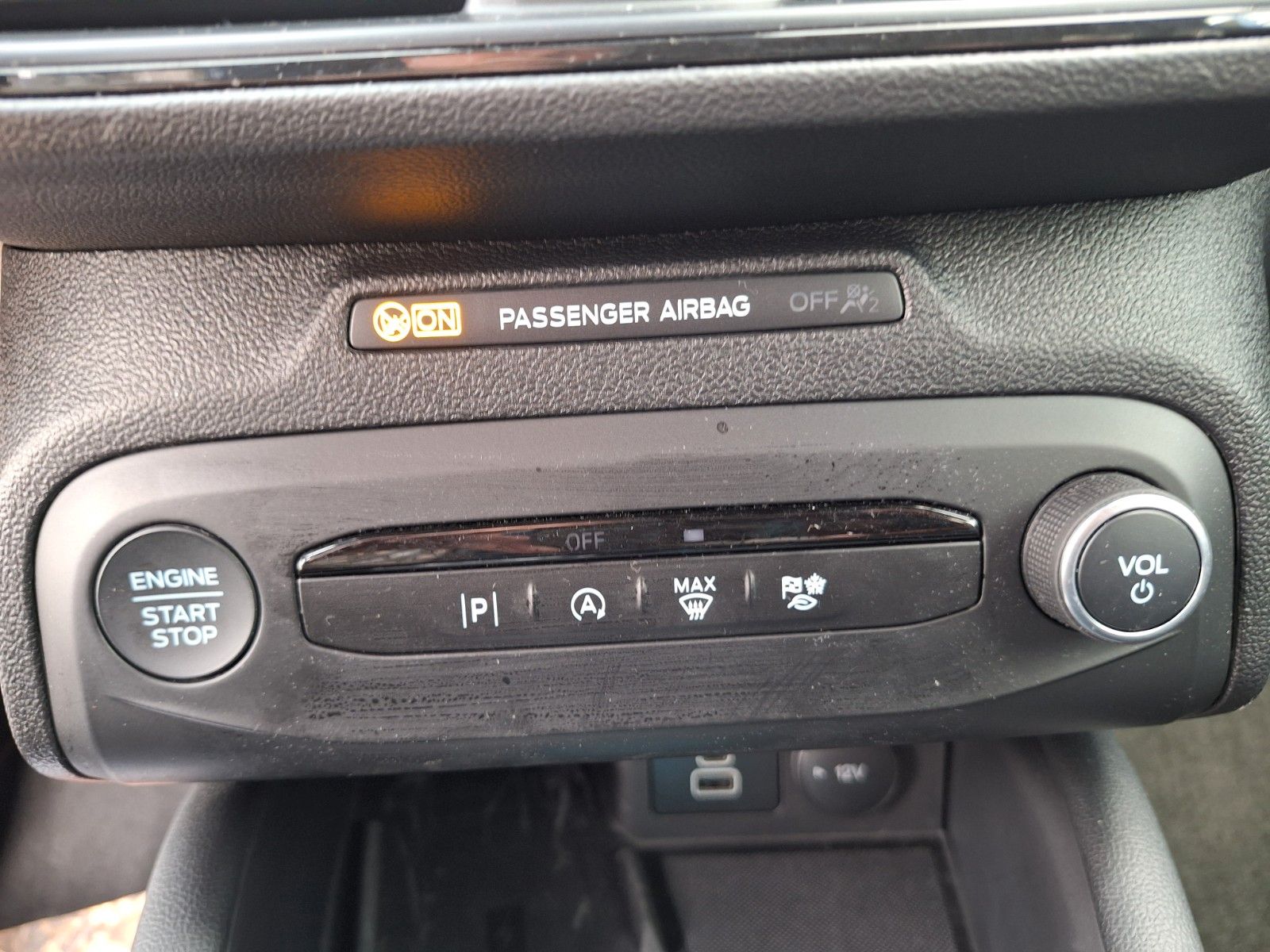 Ford Focus Turnier ST-Line X AHK NAVI LED PDC RFK LMF