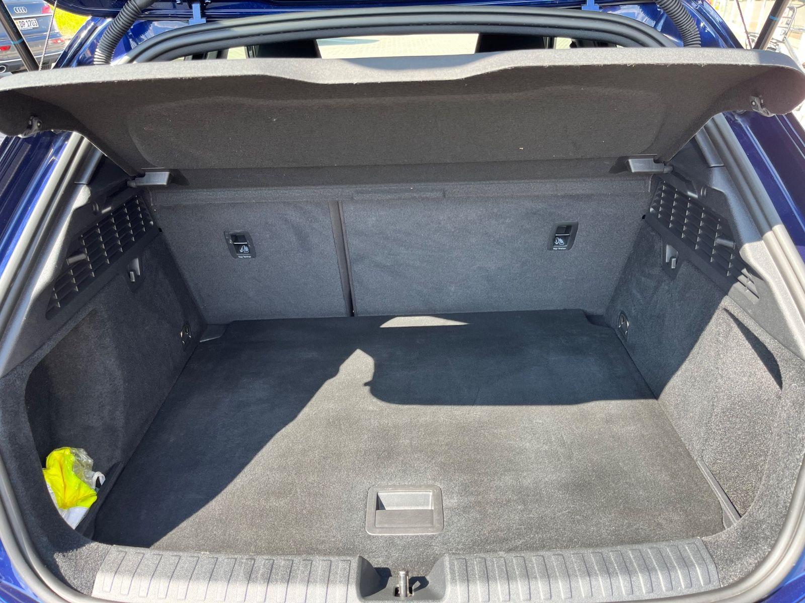 Audi A3 Sportback 35 TFSI S line - Samsaru's Car Outlet