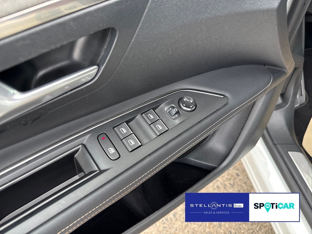 Peugeot 3008 Hybrid 225 GT SHZ NAVI CAM