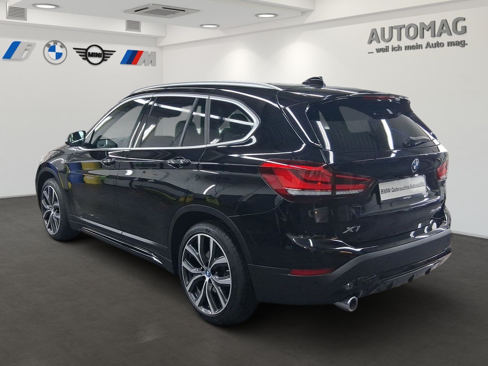 BMW X1 xDrive25e SportLine - Samsaru's Car Outlet