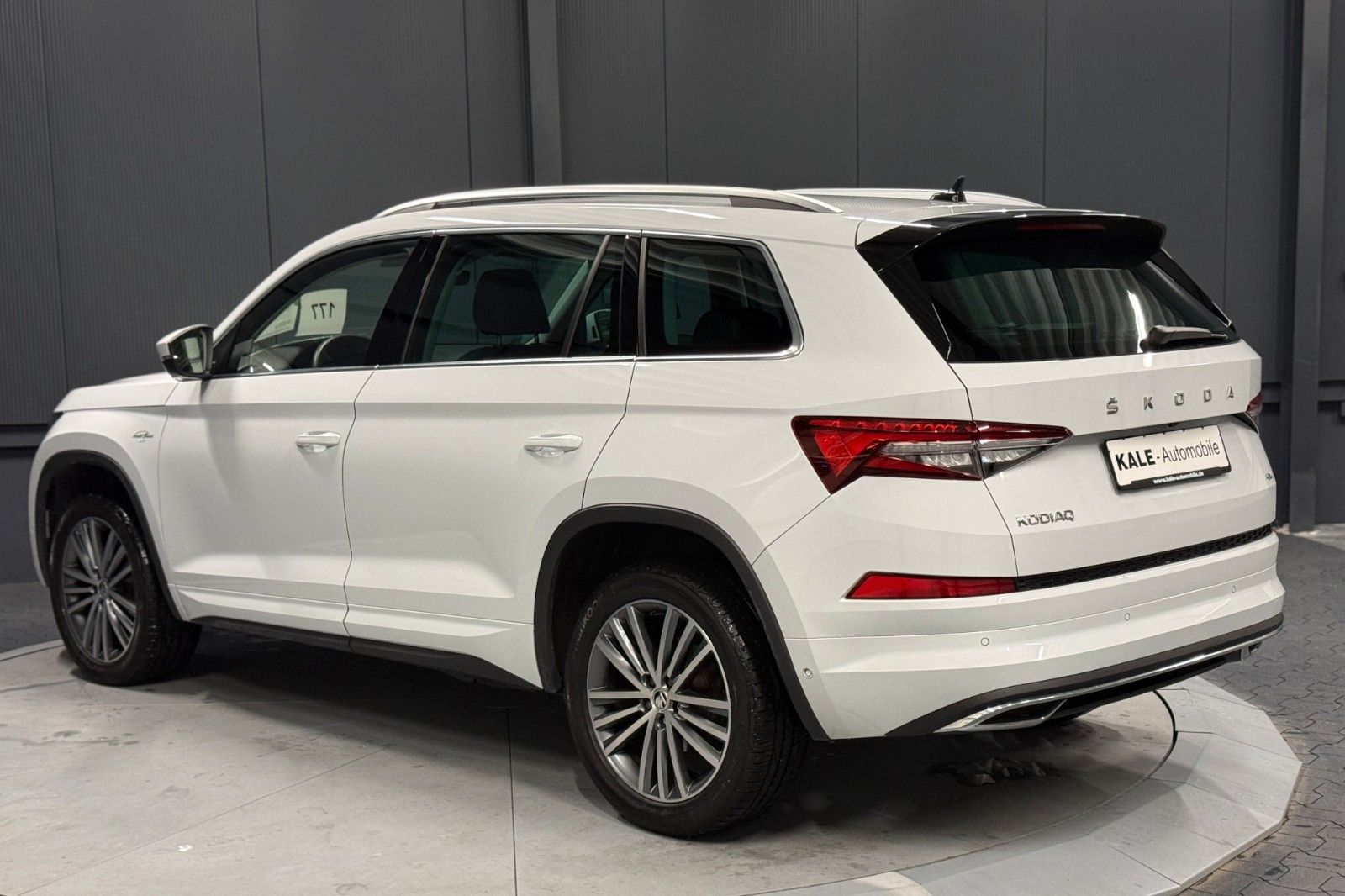 Skoda Kodiaq L&K 4x4 *LEDER*MASSAGE*360*AHK*Standhzg*