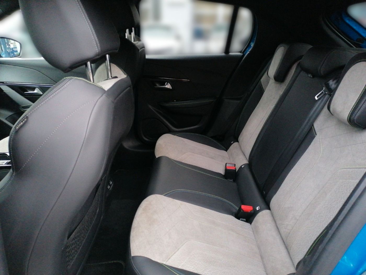 Peugeot 208 e- GT - Samsaru's Car Outlet