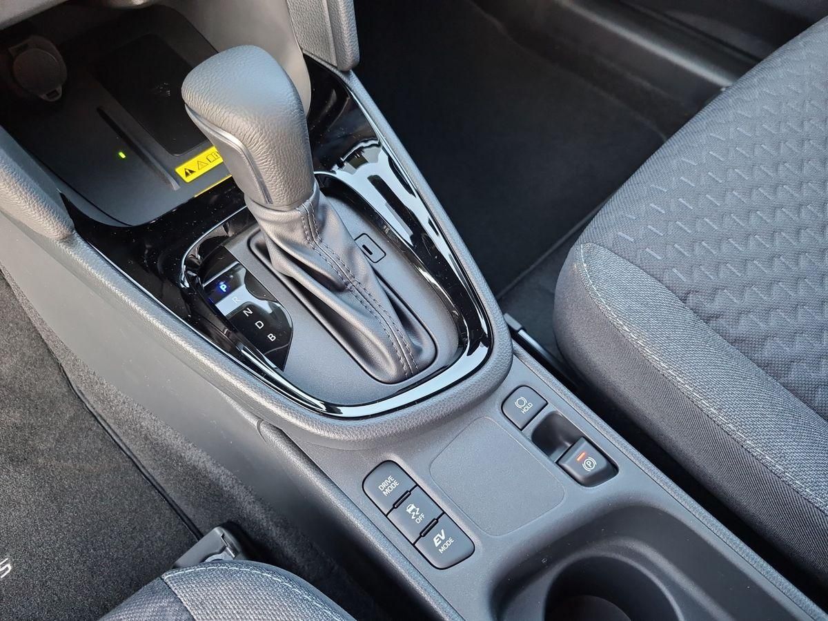 Toyota Yaris Cross Hybrid Teamplayer-SHZ+LED+ACC+LHZ