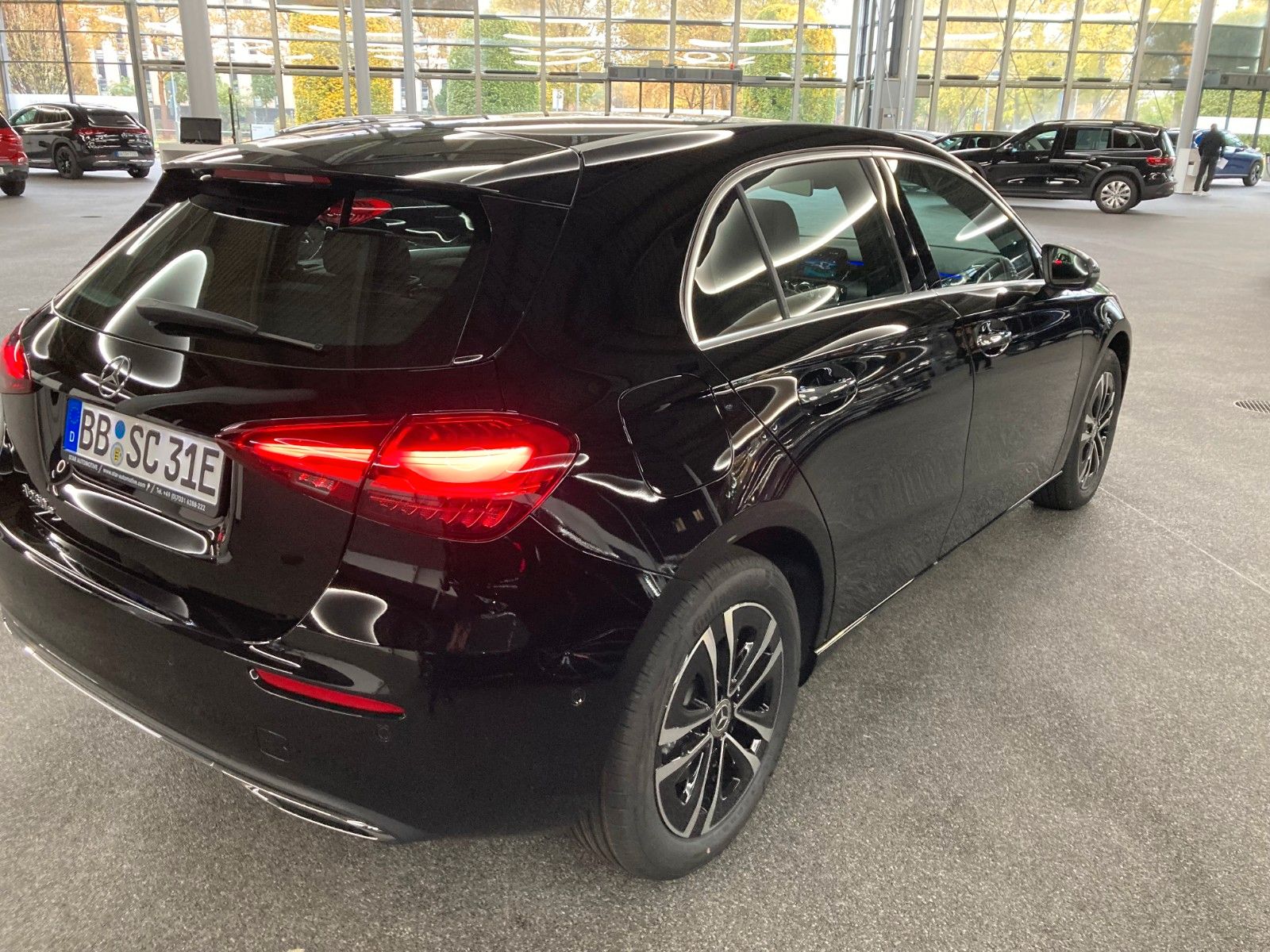 Mercedes-Benz A 250 e - Samsaru's Car Outlet