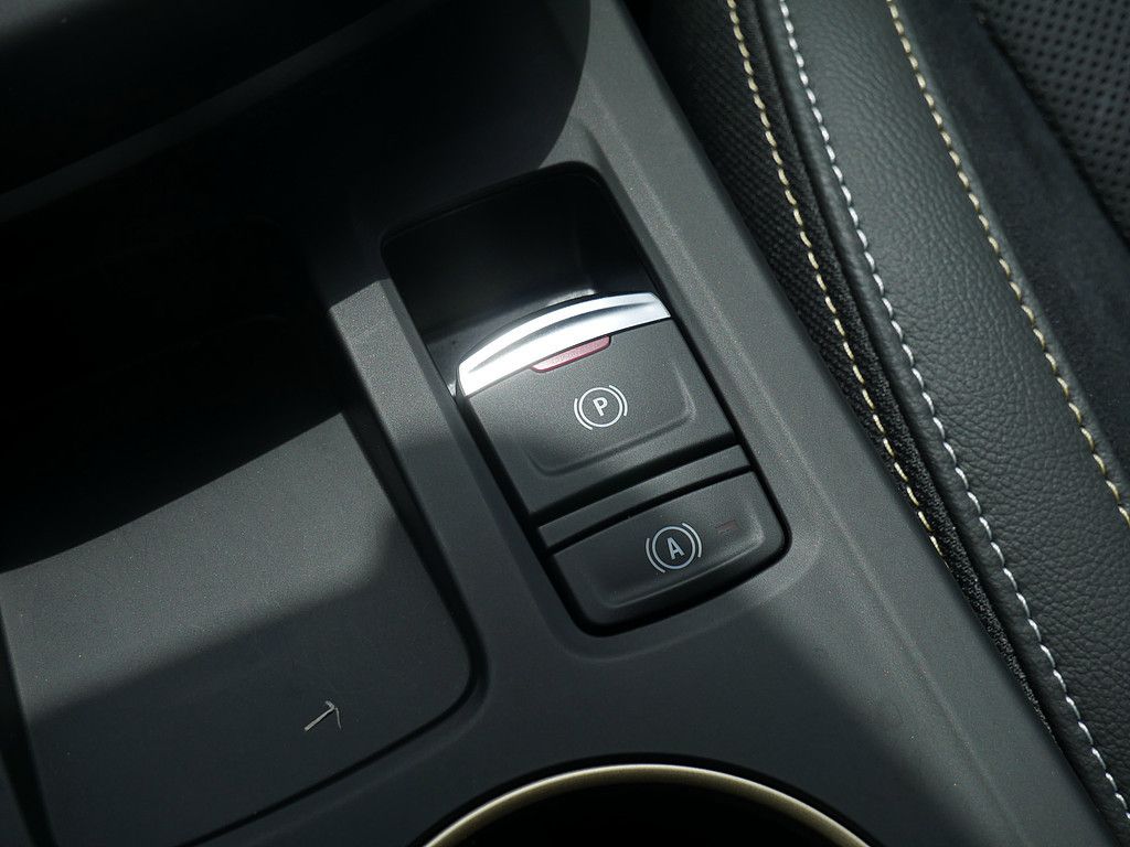 Renault Arkana Engineered E-Tech 145 - Samsaru's Car Outlet