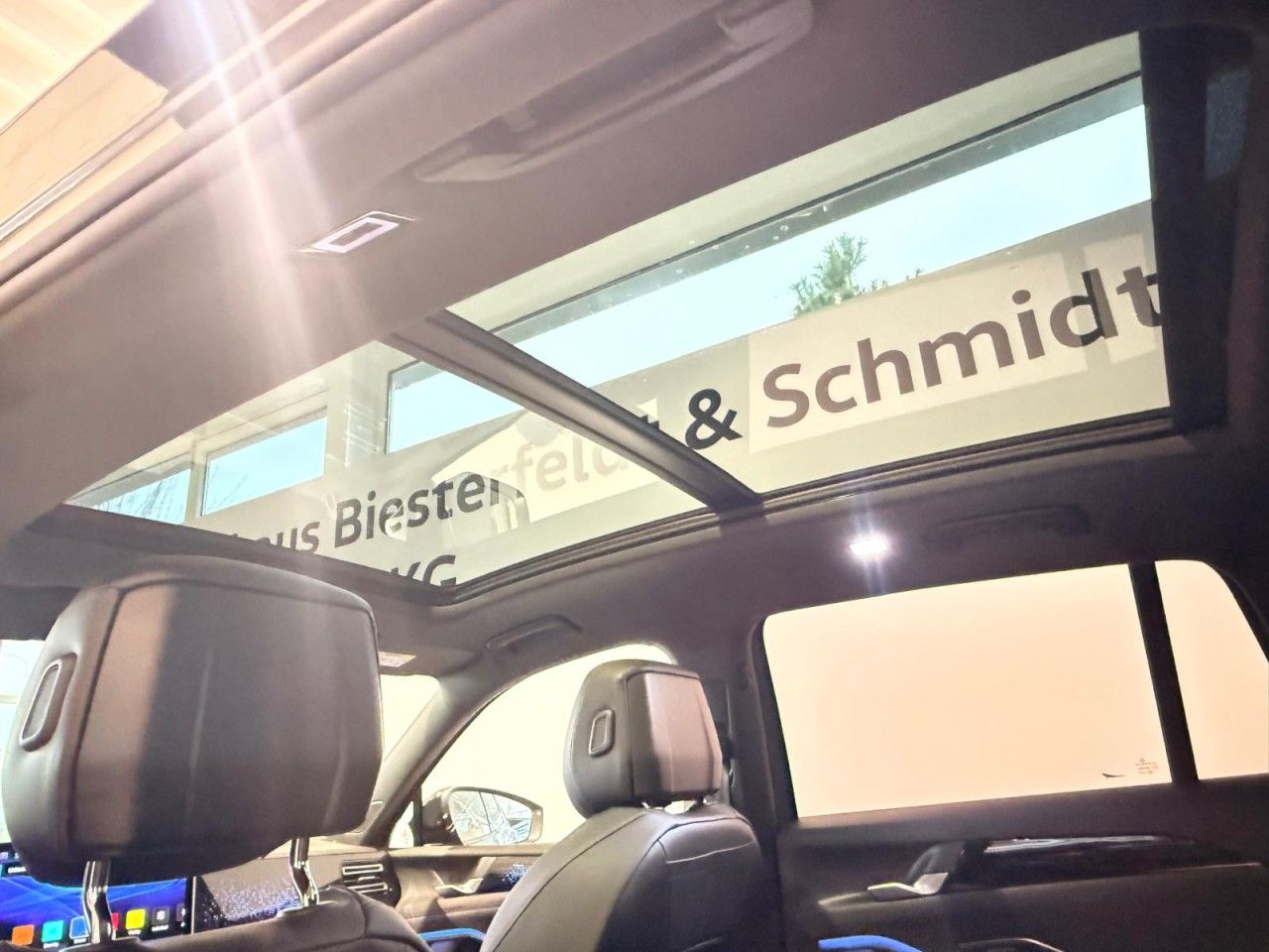 Volkswagen Tiguan 2.0 TDI R-Line 4Motion AHK Pano StandH