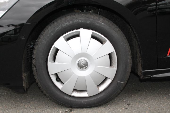 Audi A3 Sportback 35 TDI S-Line - Samsaru's Car Outlet