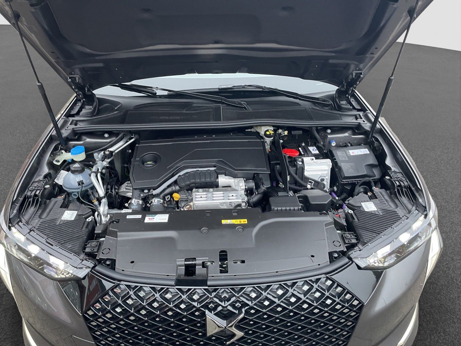 DS Automobiles DS4 Etoile + Alcantara 145 Hybrid  136 AHK/Komfo