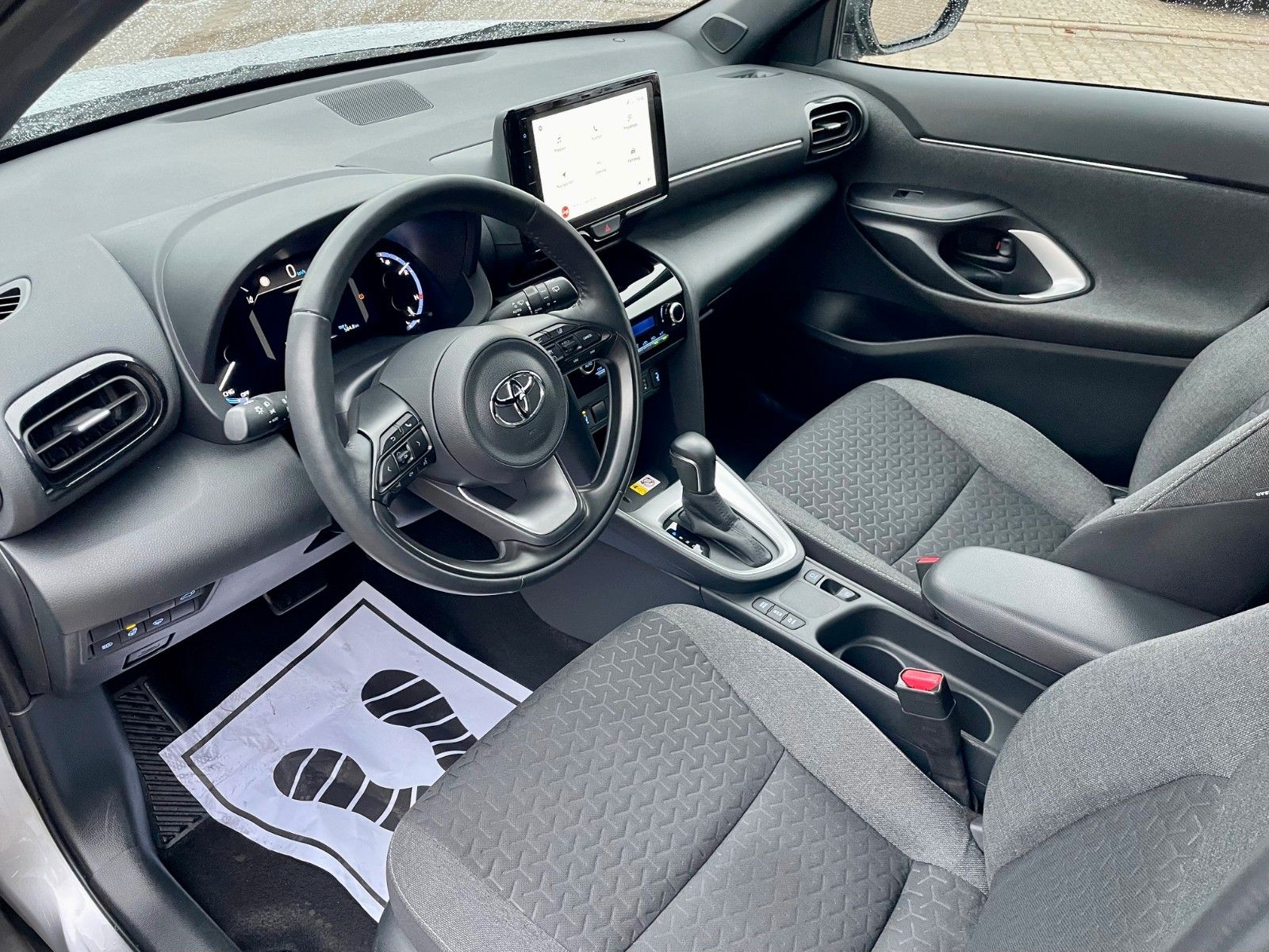 Toyota Yaris Cross Team D *WINTER*SAFETY