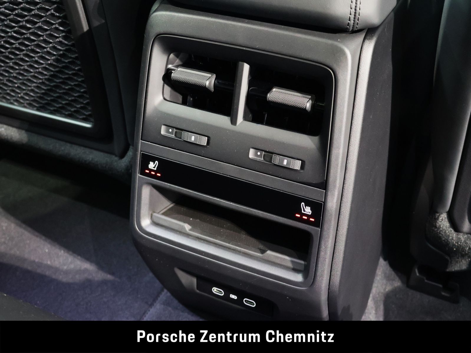 Porsche Macan 4S Electric Luft;AHZV;Pano;BOSE;Matrix-LED