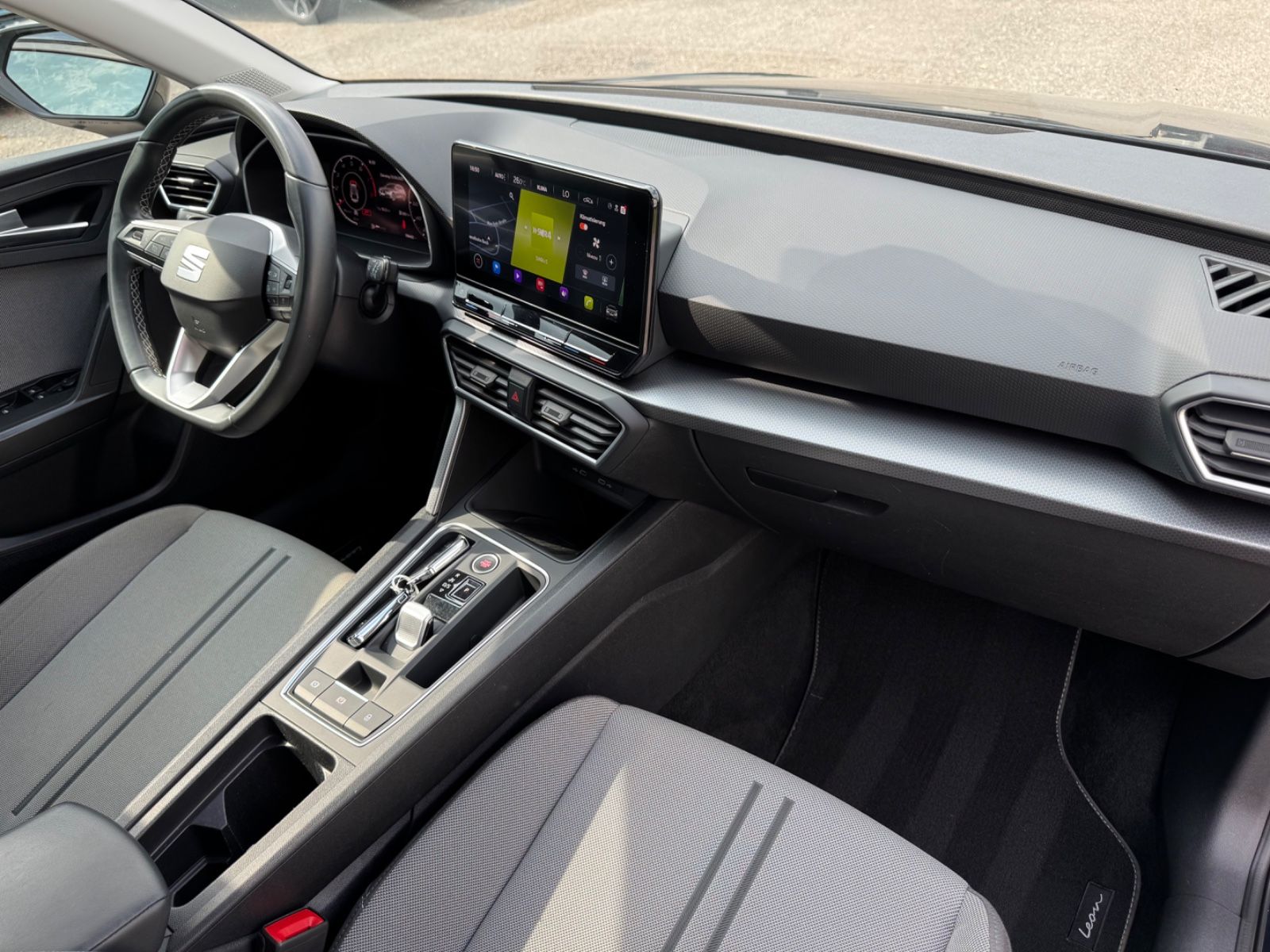 Seat Leon ST 1.0 eTSI 110PS Style Business DSG7 - Samsaru's Car Outlet