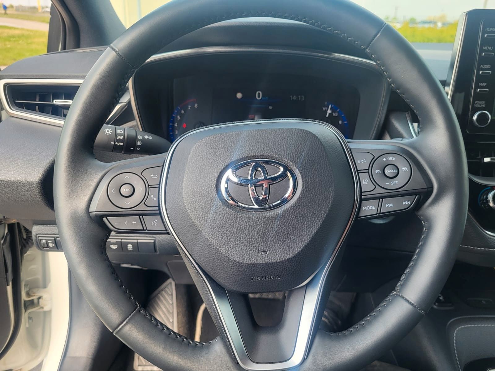 Toyota Corolla Hybrid Club - Samsaru's Car Outlet