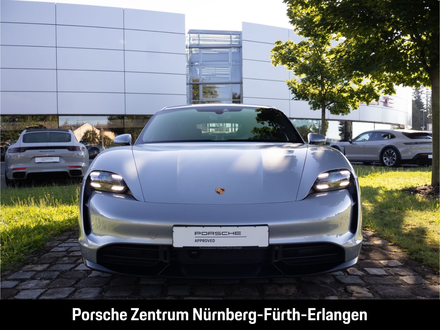 Porsche Taycan Turbo InnoDrive HUD LED-Matrix BOSE Surro