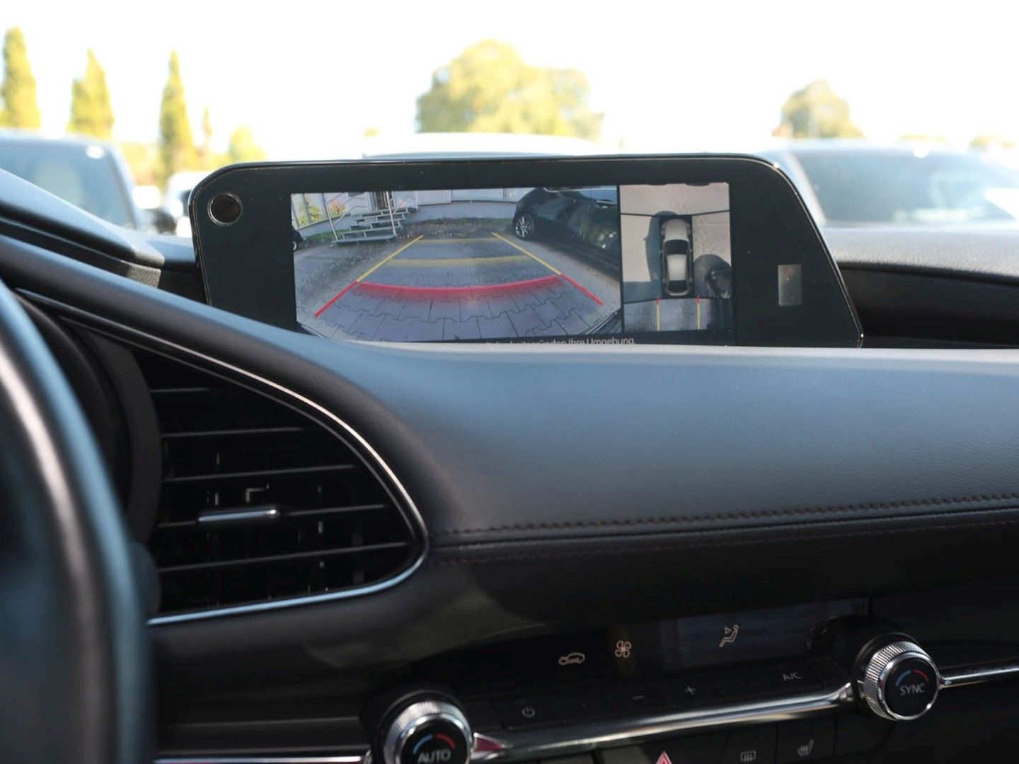 Mazda 3 Selection NAVI+PDC+360°MONITOR+SHZ+LHZ