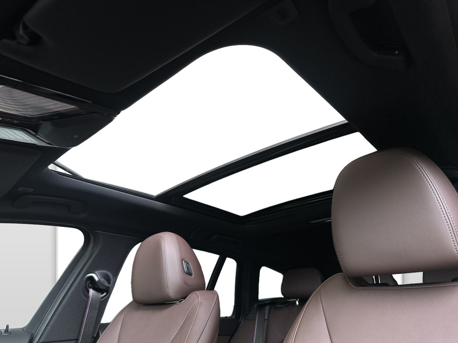 BMW 330e xDrive M Sportpaket Pro AHK Pano Head-Up
