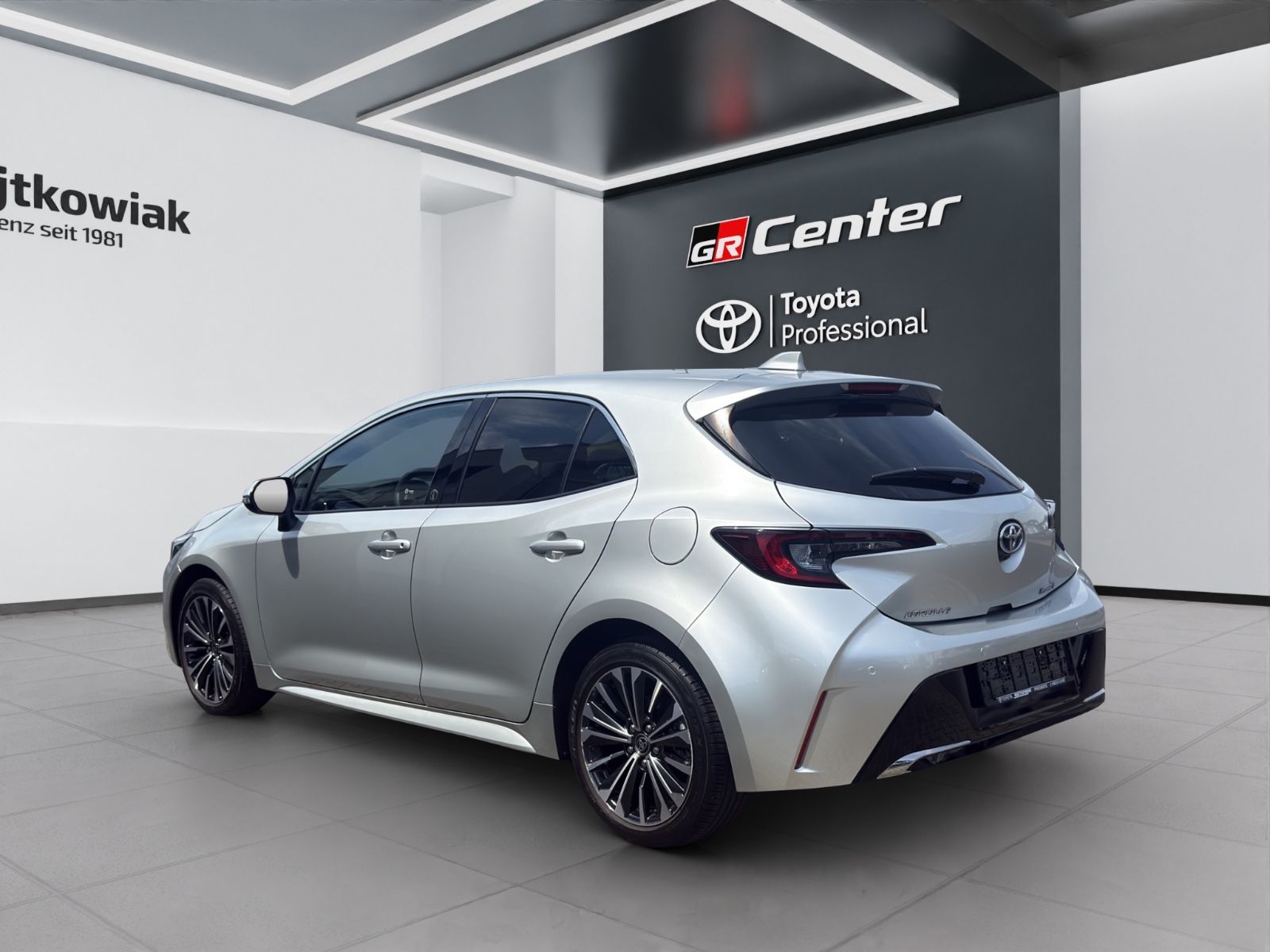 Toyota Corolla 2,0 Hybrid Team D *TECHNIK PAKET*