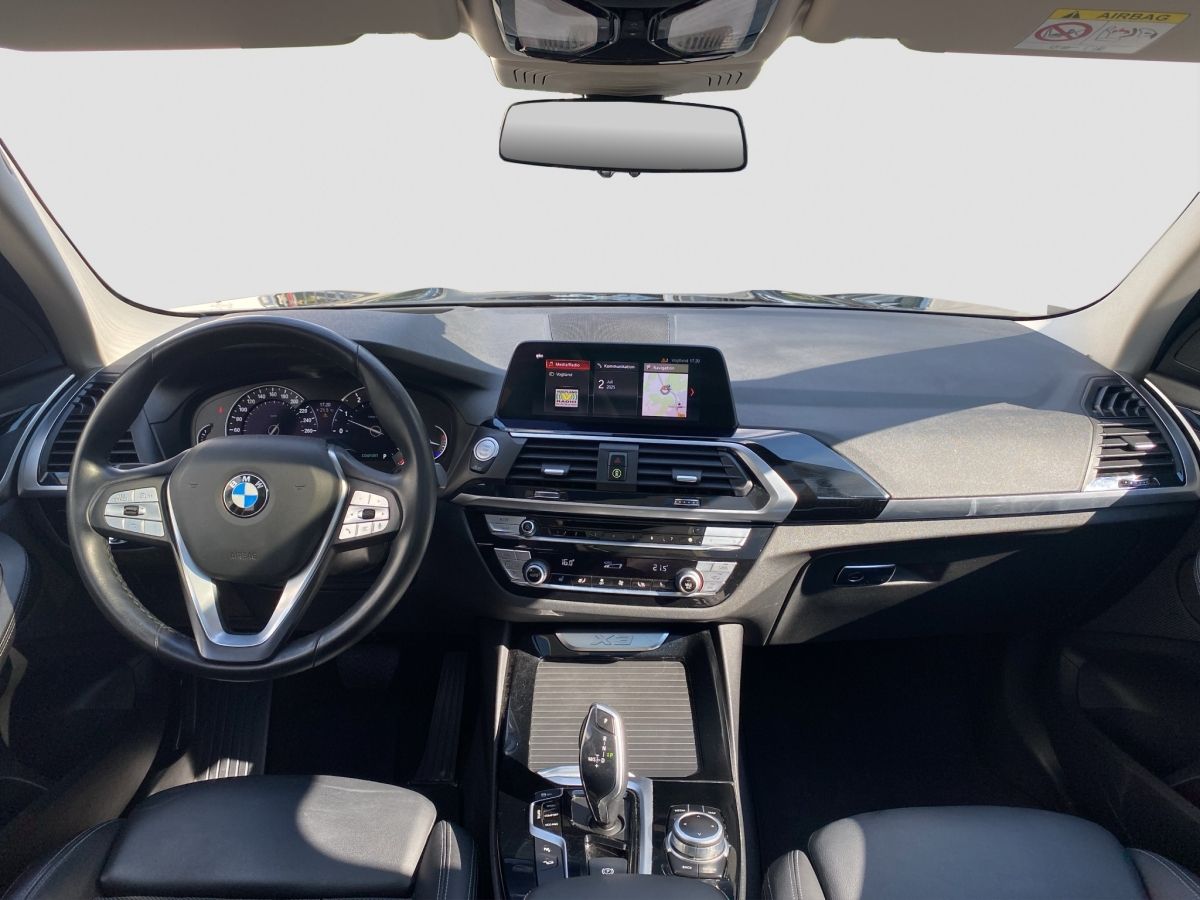 BMW X3 xDrive30i - Samsaru's Car Outlet