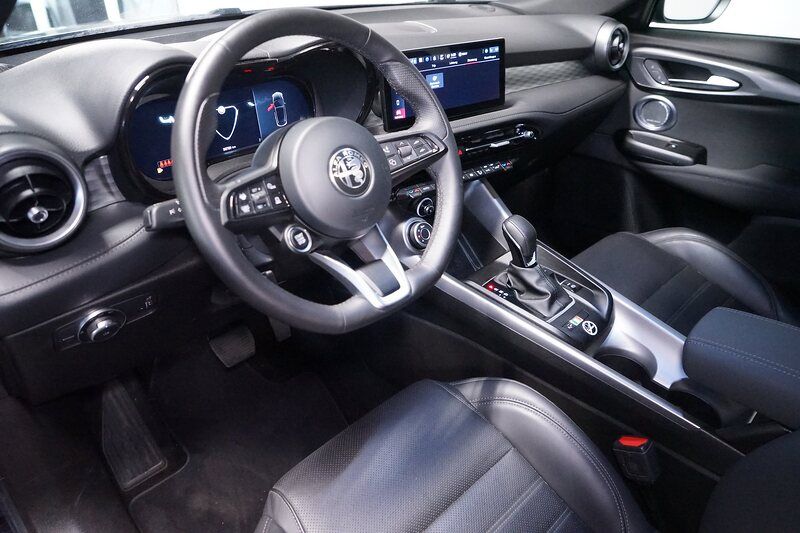Alfa Romeo Tonale 1.5 VGT Hybrid Ti Aut.*Matrix*Kamera*Keyl