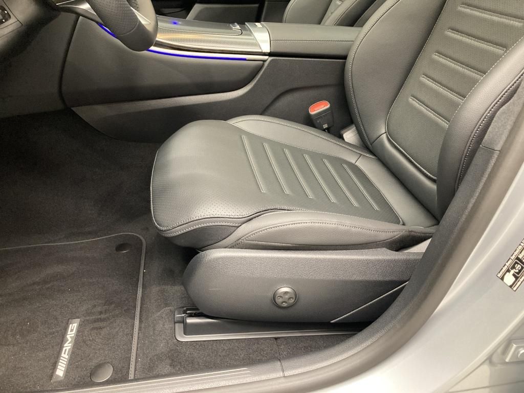 Mercedes-Benz GLC 220 d 4M +AMG+MBUX+Sportausp.+PANO+KAMERA