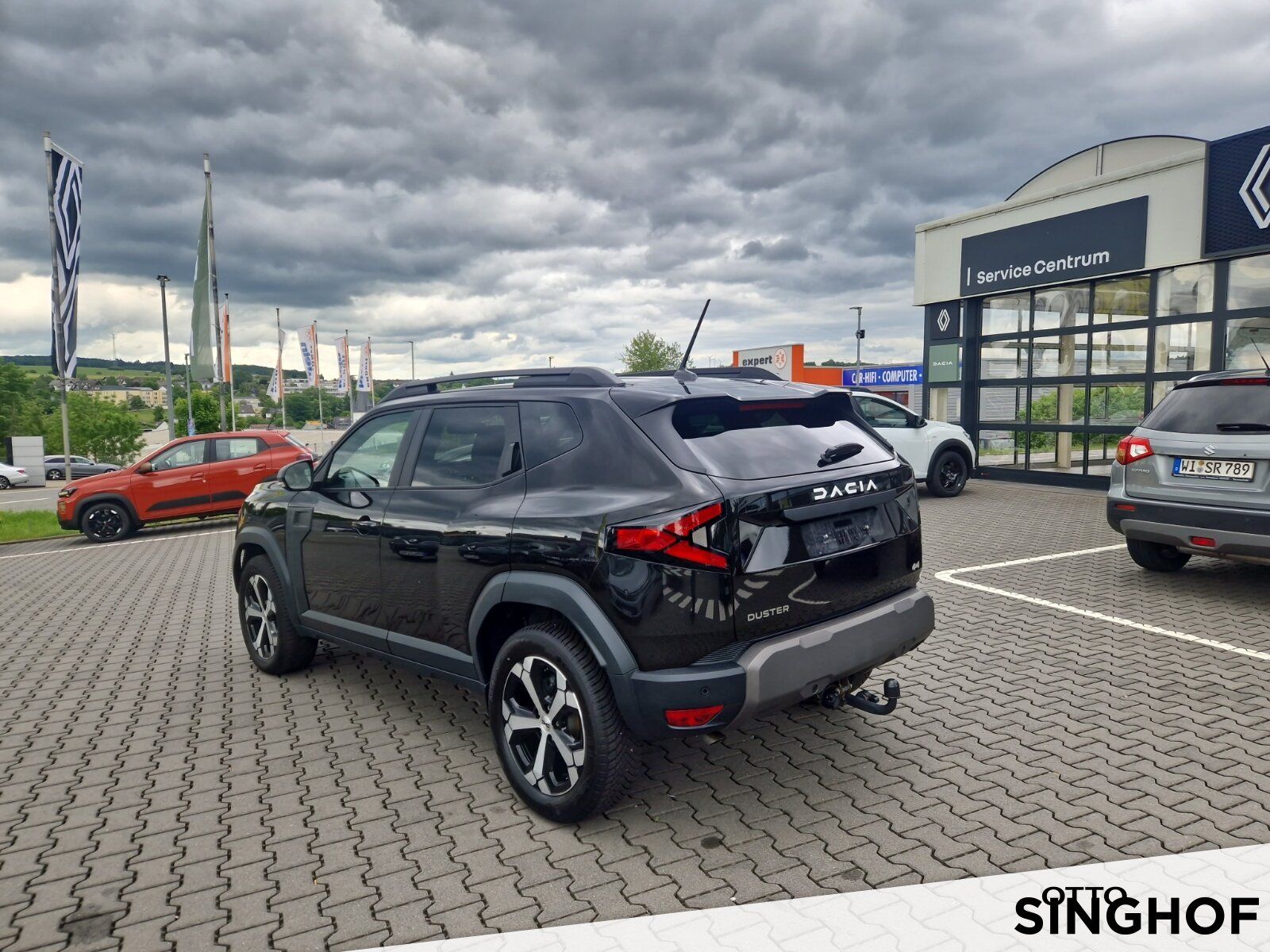 Dacia Duster Journey TCe 130 4x4 - Samsaru's Car Outlet