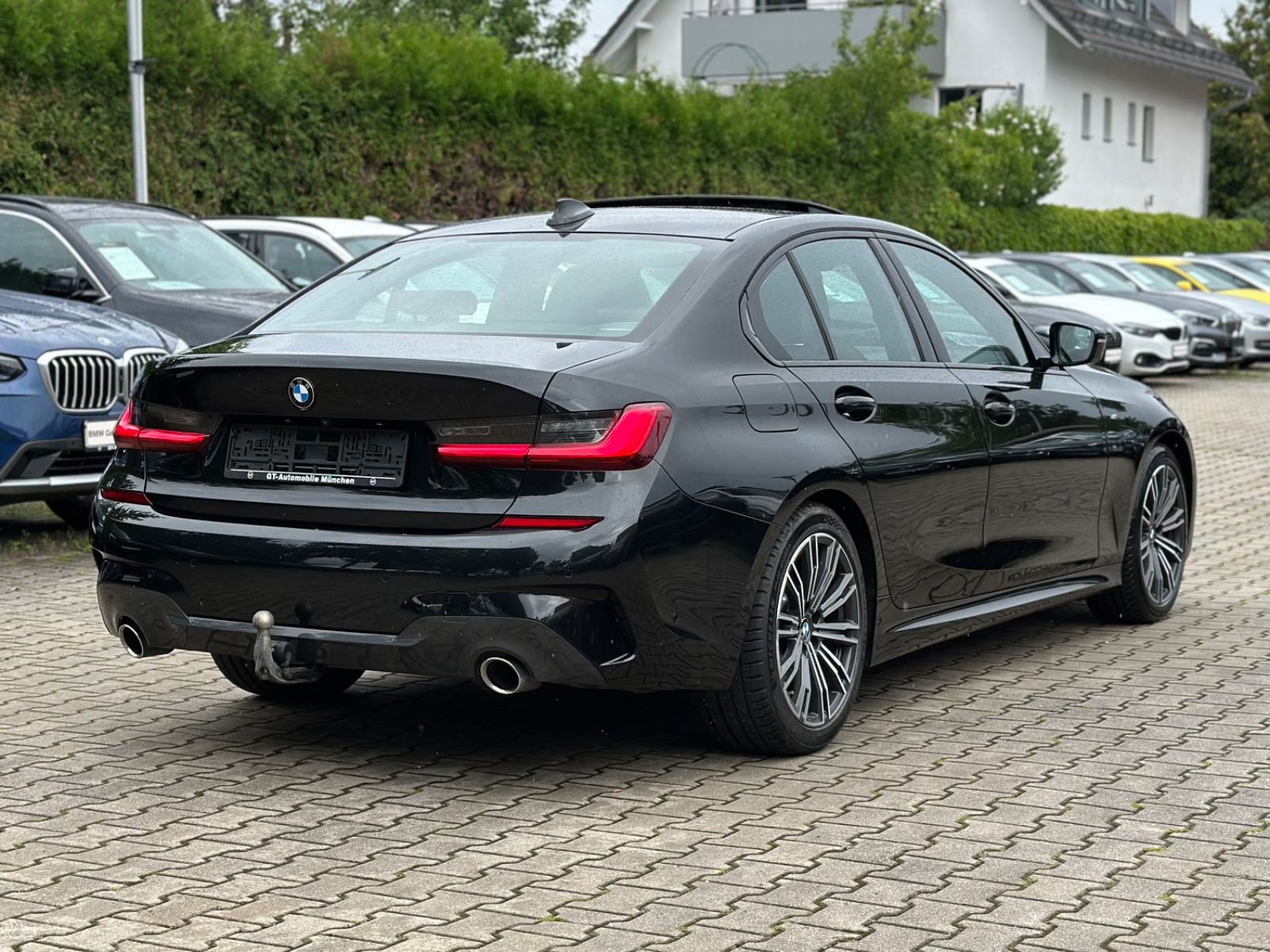 BMW 330d SAG M-Sportpaket - Samsaru's Car Outlet