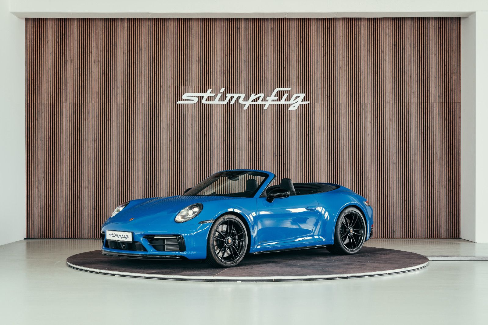 Porsche 992 Carrera 4 GTS Cabriolet, Sharkblue, MwSt awb