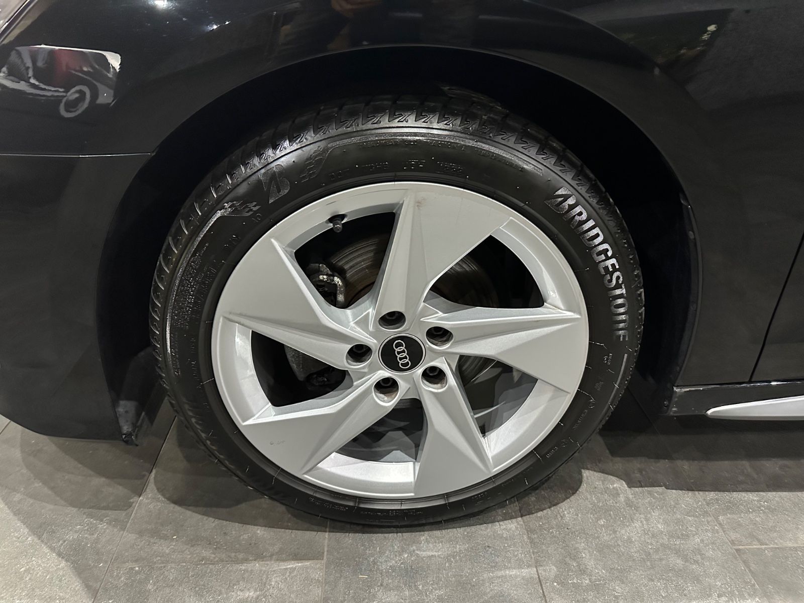 Audi A3 Limousine 35 TDI S line /1.HAND / ACC /8xFach