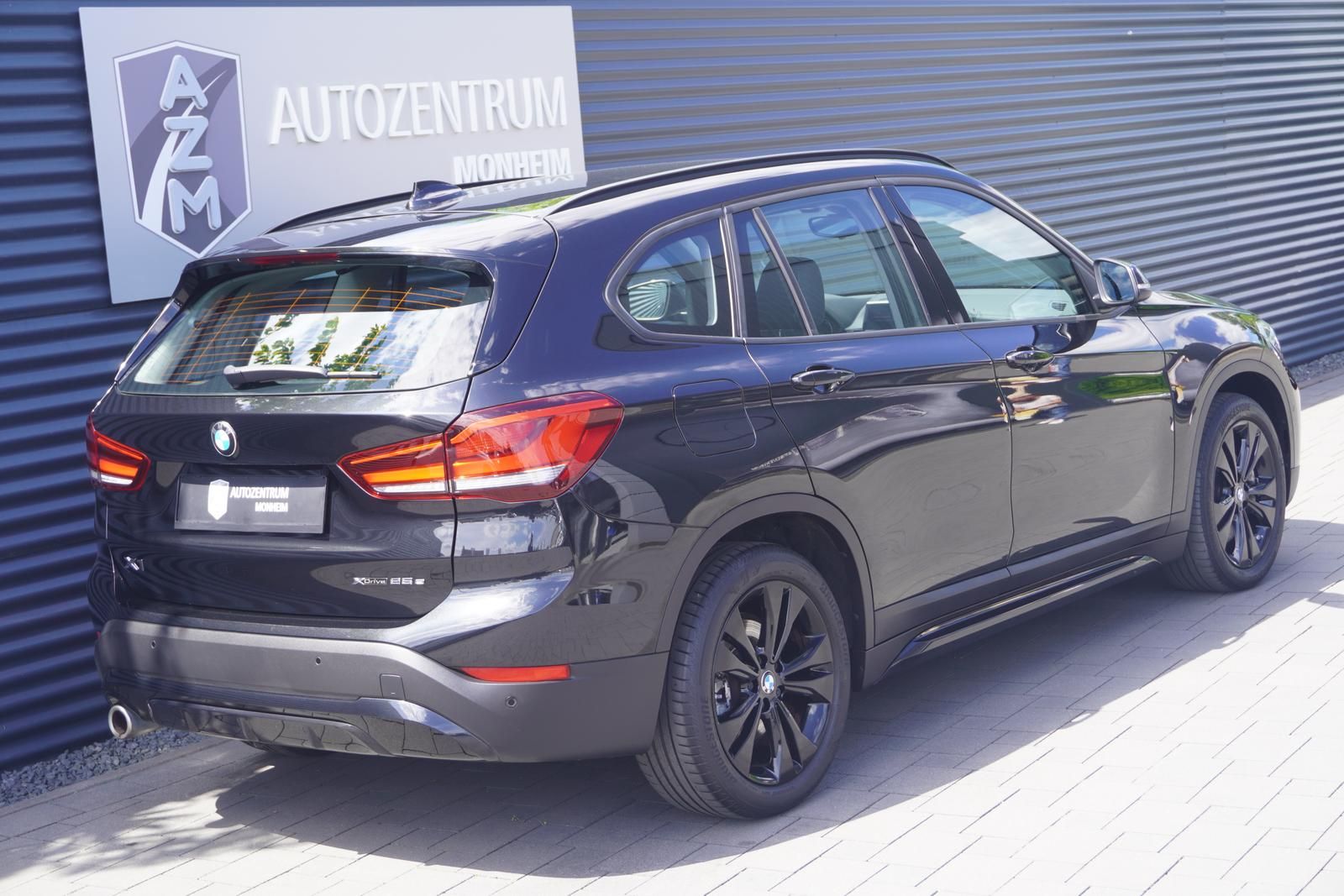BMW X1 25E xDrive SPORT-LINE - Samsaru's Car Outlet