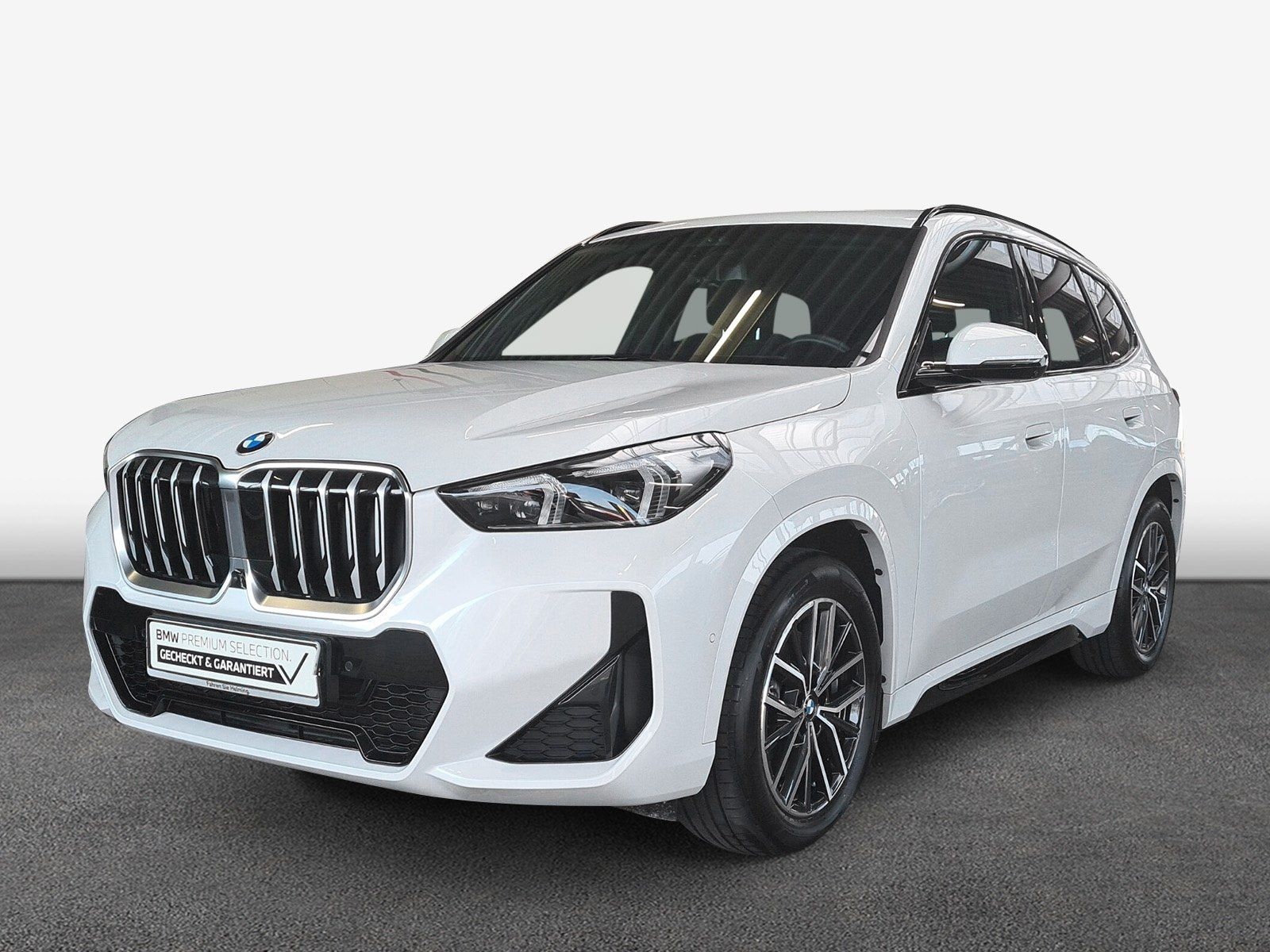 BMW X1 xDrive23i M-Sport - Samsaru's Car Outlet