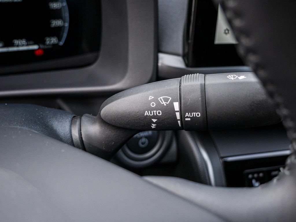Toyota C-HR 2.0 Plug-In Hybrid Teamplayer Technik Paket