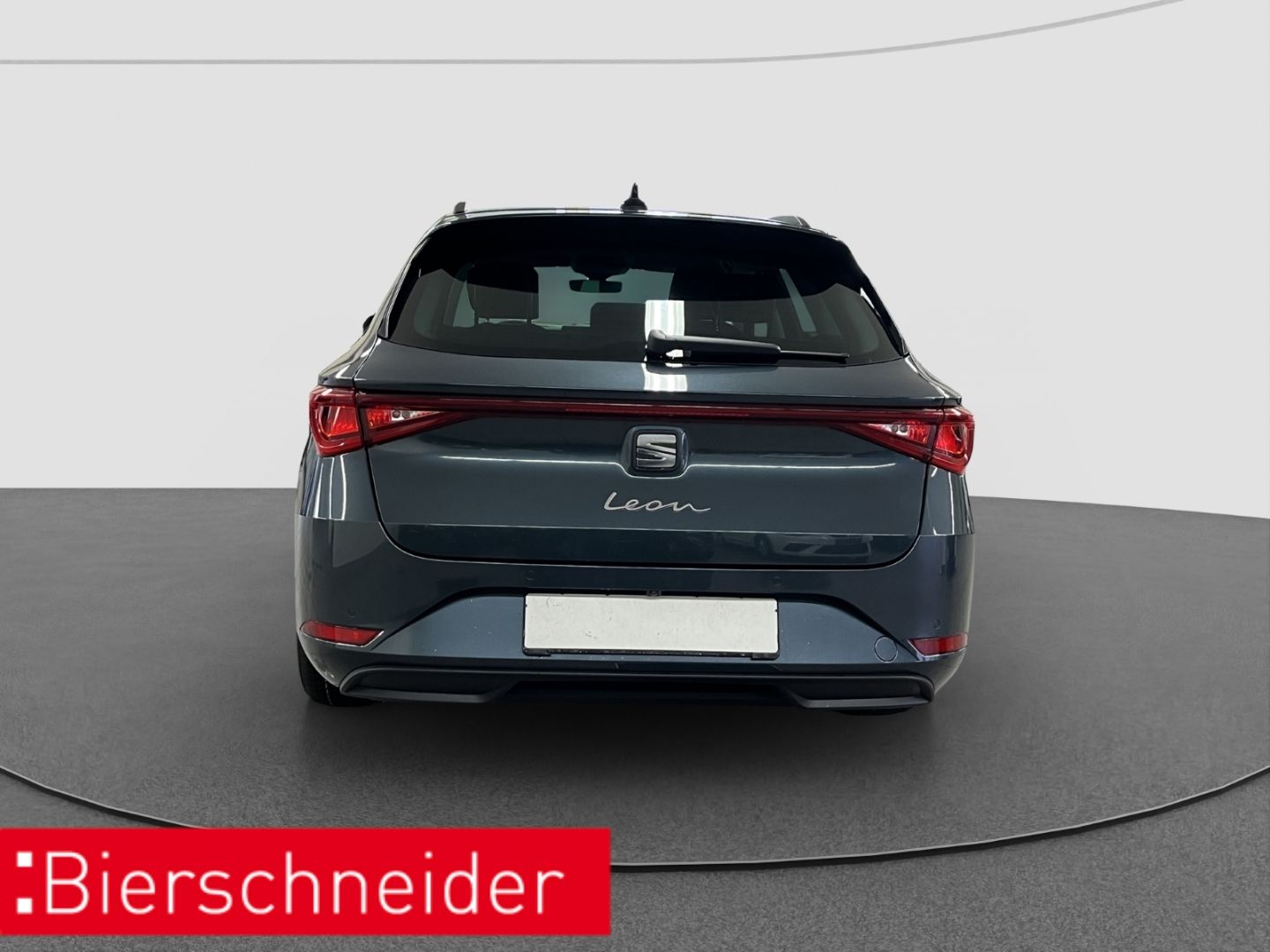 Seat Leon SP 1.5 eTSI DSG Style AHK MATRIX REAR VIEW