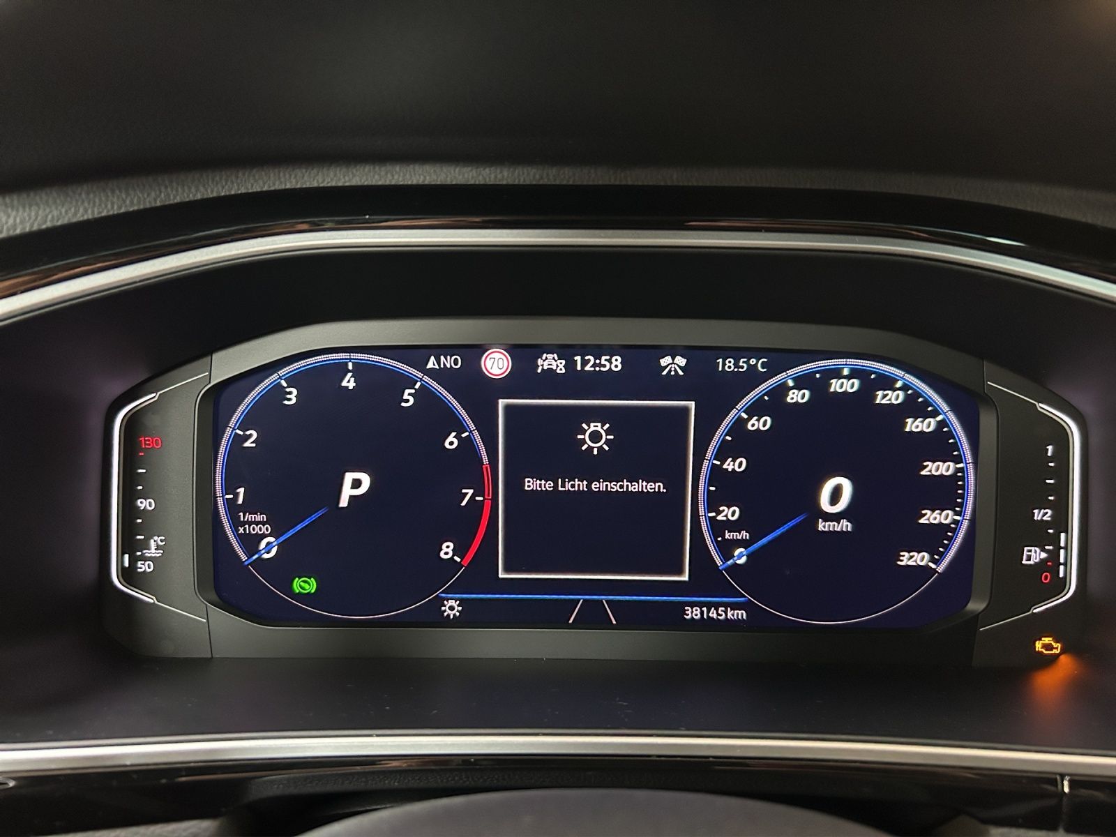 Volkswagen T-Roc R 4M DSG - Samsaru's Car Outlet