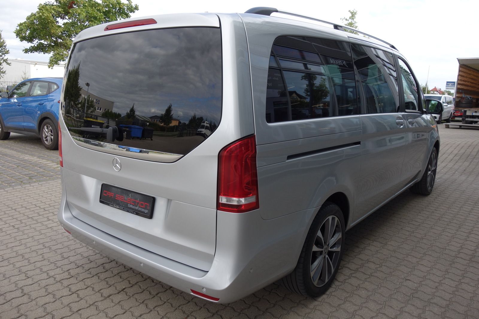 Mercedes-Benz V 300 d 4Mat Lang LED/MBUX/LEDER/eHECKTÜR/2xsTÜR