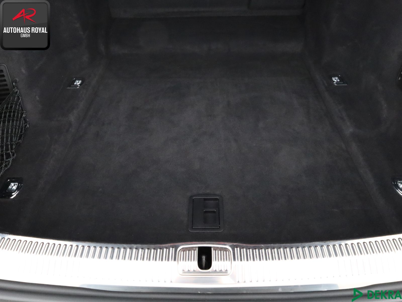 Audi A8 50 TDI qu LANG S LINE BLACK EDITION - Samsaru's Car Outlet