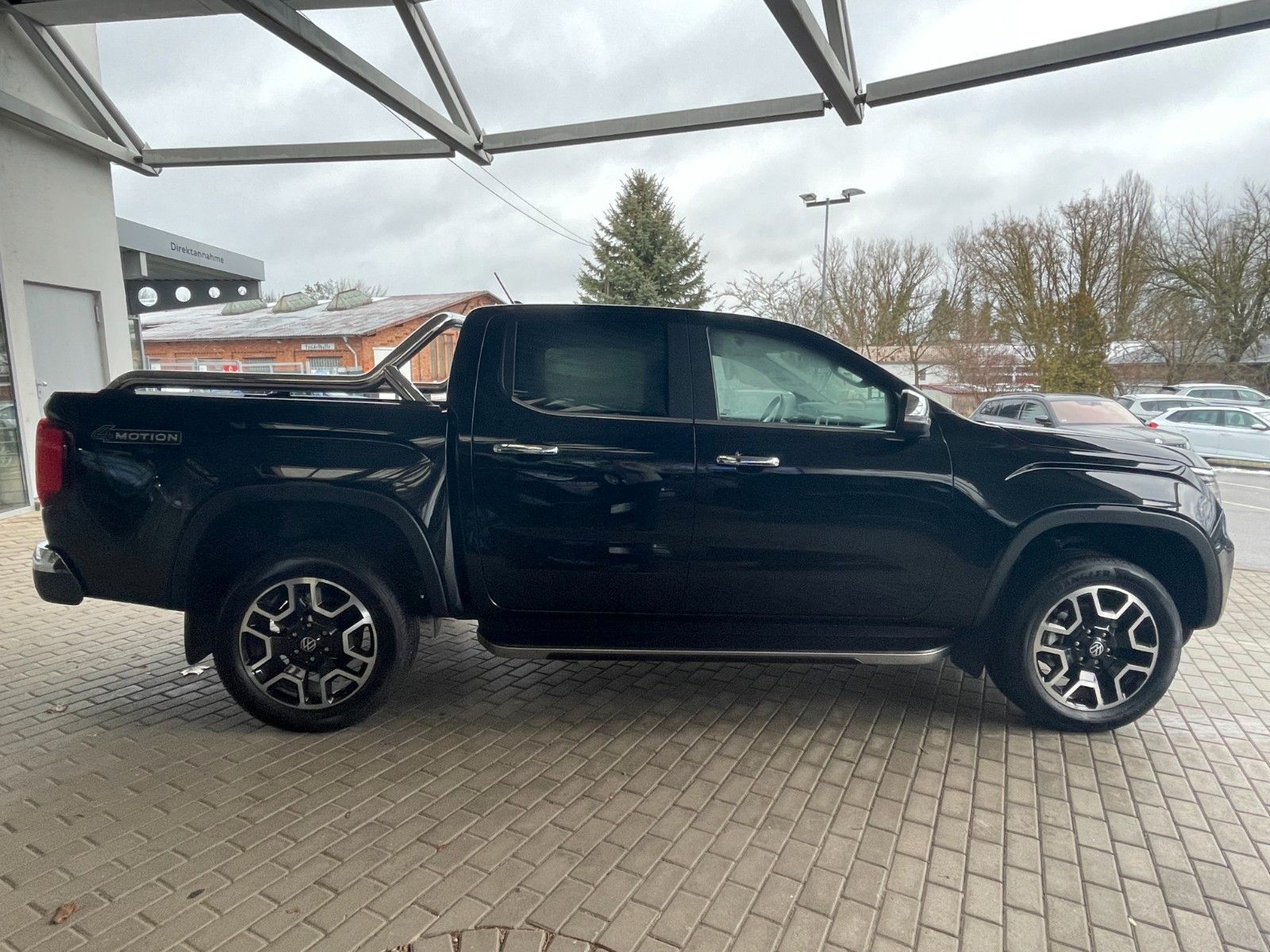 Volkswagen Amarok 3.0 V6 TDI Style 4MOTION - Samsaru's Car Outlet