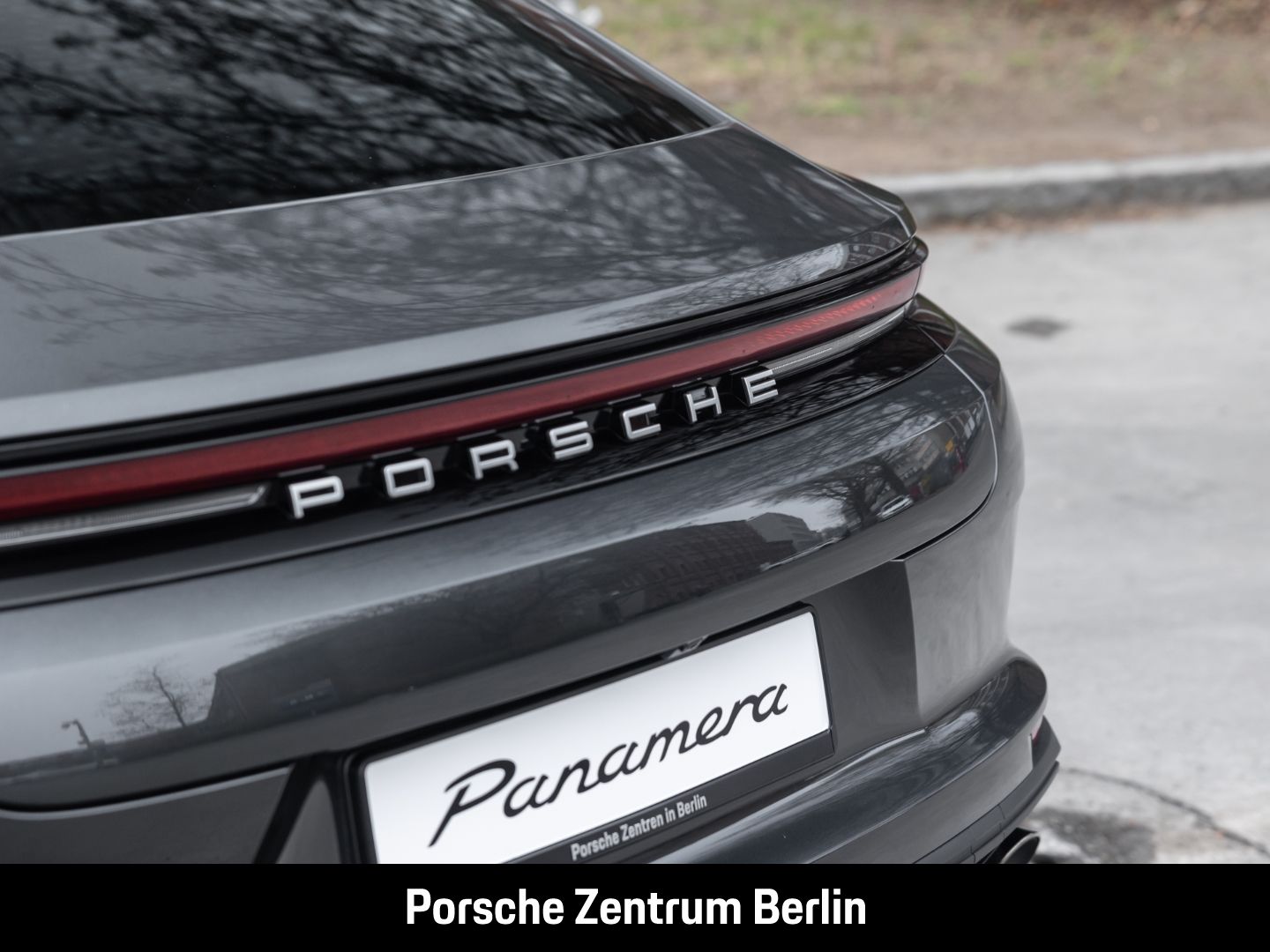 Porsche Panamera 4 E-Hybrid Head-Up InnoDrive Parklenkas