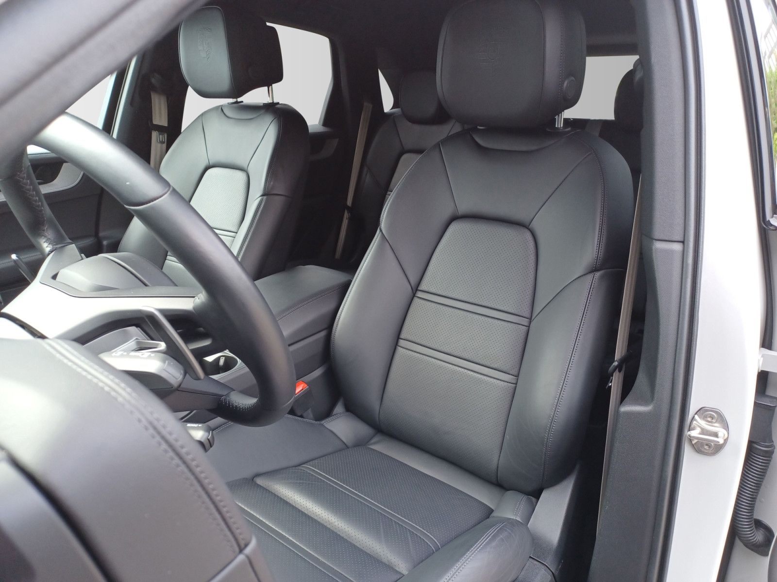 Porsche Cayenne CAYENNE E -HYBRID
