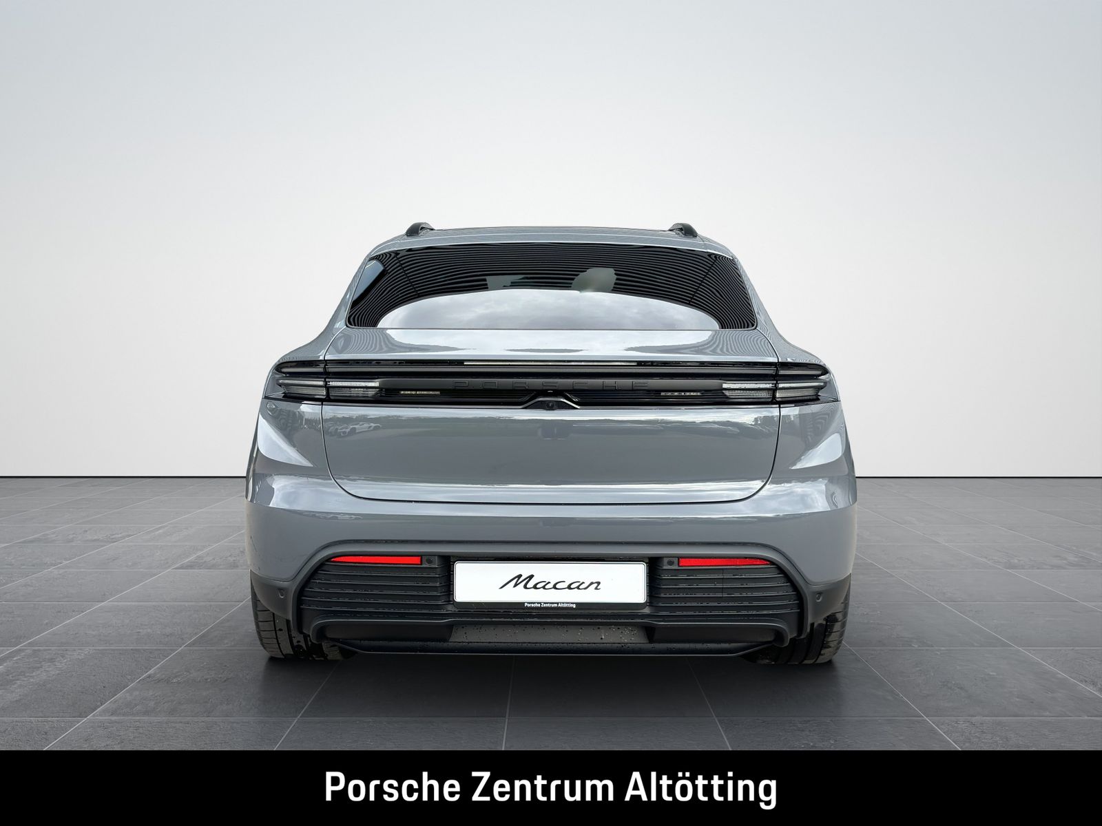 Porsche Macan 4S | Panorama | Hinterachslenkung | BOSE |