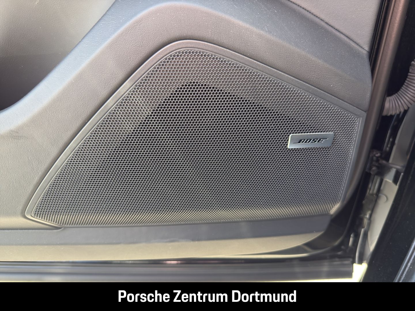 Porsche Cayenne Coupe LED-Matrix Surround-View Head-Up