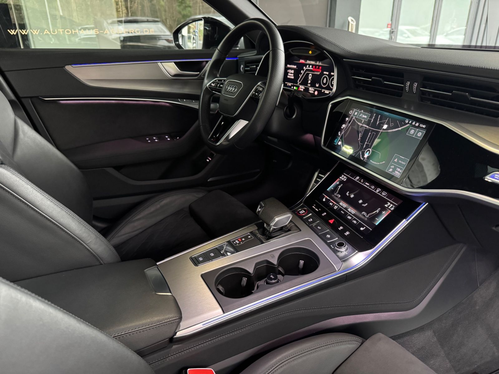 Audi RS6 Avant 4.0 TFSI quattro/PANO/HEADUP/B&O/BLACK