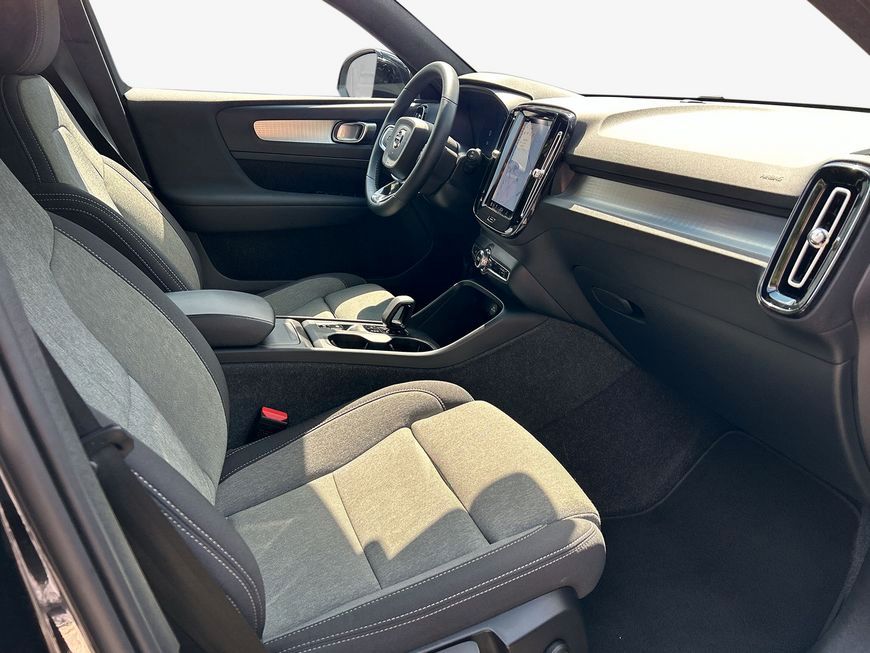 Volvo XC40 B3 Core - Samsaru's Car Outlet