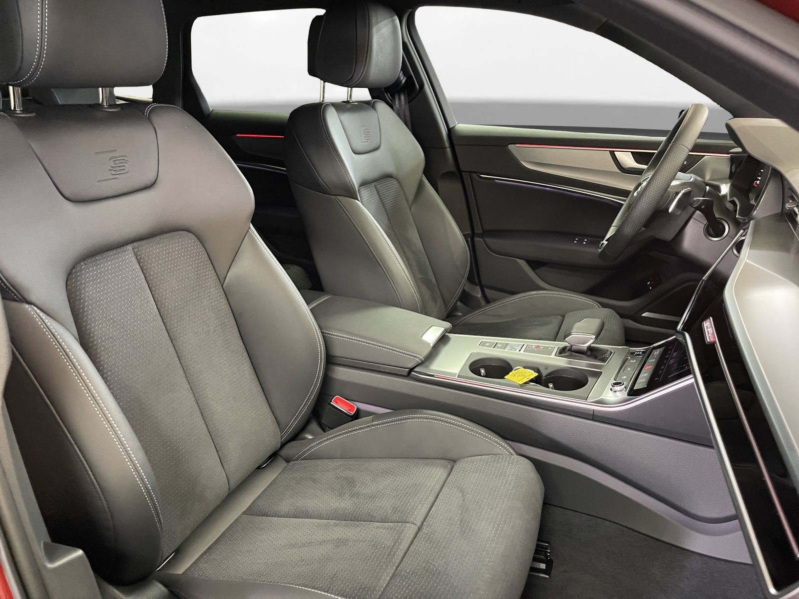 Audi A6 Avant 50 TFSIe qu. S line - Samsaru's Car Outlet